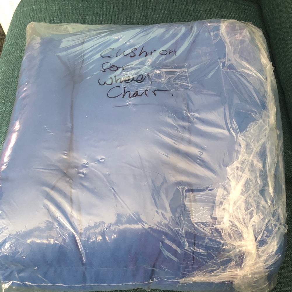 💙 Wheelchair Cushion Set Nwot ❣️Ship Alone❣️ - Picture 2 of 6